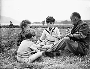 Sir Malcolm Campbell seen here talking to some young admirers inbetween tests he is Sir Malcolm Campbell seen here talking to some young admirers inbetween tests he is