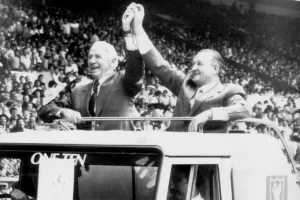 Sir Matt Busby and Bob Paisley salute the crowd at Wembley 1983 before the Charity Sir Matt Busby and Bob Paisley salute the crowd at Wembley 1983 before the Charity