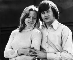 Snooker player Alex Higgins poses with his girfriend Elizabeth Kendall in 1973 Snooker player Alex Higgins poses with his girfriend Elizabeth Kendall in 1973