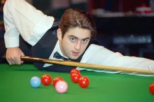 Images Dated 4th December 1991: Snooker player Ronnie O Sullivan, pictured the day before his 16th birthday