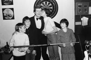 Snooker player Steve Davis gets a kiss from an admiring fan. 8th June 1981 Snooker player Steve Davis gets a kiss from an admiring fan. 8th June 1981