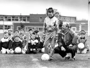 Soccer playing schoolgirl Lynsey Parkin got some tips from one of England' Soccer playing schoolgirl Lynsey Parkin got some tips from one of England'