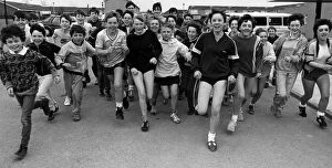 Images Dated 17th May 1986: Sponsored Run at Ormesby School, Netherfields, Middlesbrough, 17th May 1986