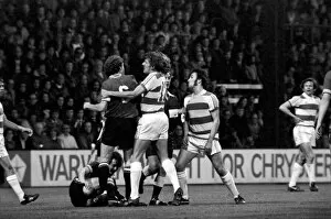 Images Dated 19th April 1977: Sport: Football: Queens Park Rangers vs. Manchester United. April 1977 77-02218-026