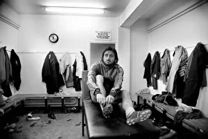 Images Dated 2nd January 1980: Sport: Football: West Ham player Frank Lampard in the dressing room