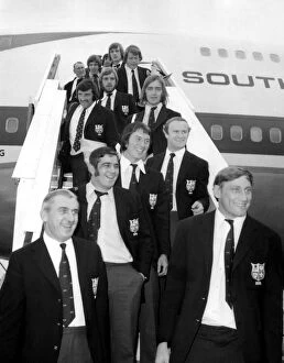 Images Dated 30th July 1974: Sport - Rugby The British Lions Rugby Team leave their plane to a tumultuous