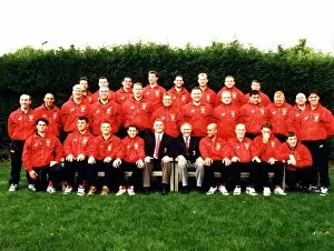 Images Dated 10th October 1995: Sport - Rugby League - Wales - The Welsh Squad featuring former Welsh rugby union