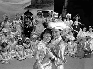 Images Dated 4th December 1988: The stars of Hartlepools Timestep Dance Studios Pantomime Katrina Foster