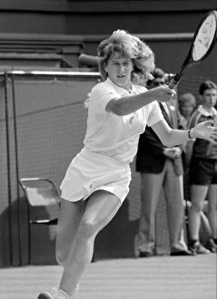 Images Dated 3rd July 1987: Steffi Graf Wimbledon tennis 1987 1980s