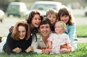 Images Dated 9th April 1991: Steven Hurley, winner of Coventry Superdad of the Year, pictured with his five children