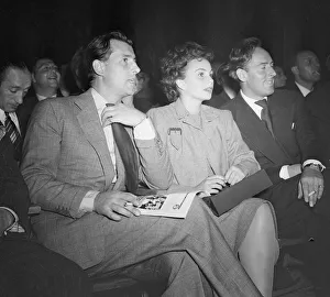 Stewart Granger actor and Jean Simmonds actress seen together at a big fight in 1956 Stewart Granger actor and Jean Simmonds actress seen together at a big fight in 1956