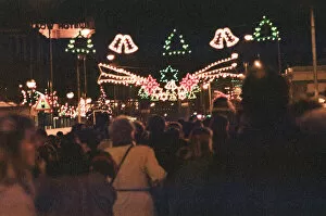 Images Dated 23rd November 1994: Stockton Christmas Lights switched on by actor Paul Usher, Stockton