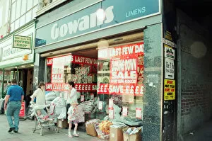 Images Dated 29th June 1993: Stockton High Street Shops, 29th June 1993. Gowans Linens