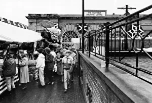 December Gallery: 6 Dec 1988 Collection