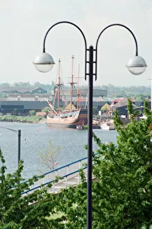 Images Dated 1st June 1995: Stockton Riverside Development, 1st June 1995. Replica of the Tall Ship Endeavour