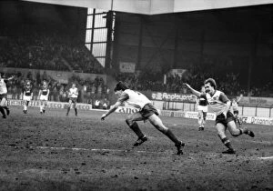 Stoke v. Aston Villa. March 1984 MF14-21-003 The final score was a one nil