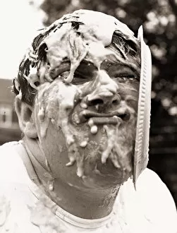 Images Dated 1st August 1979: Stunts comedian Johnny Kay gets custard pie in face attemping the world record of 500