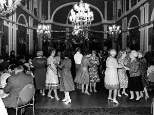 Images Dated 22nd November 1989: The Sunday Sun Tea Dance at the Old Assembly Rooms, Newcastle on 22nd November 1989