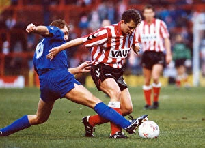 Images Dated 15th November 1992: Sunderland 1-2 Leicester, League match at Roker Park, Sunday 15th November 1992