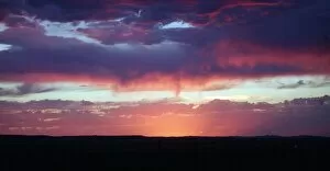 Images Dated 25th July 1999: Sunset over Montana USA July 1999