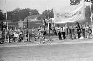 Images Dated 25th June 1976: Superstars, BBC Television Programme, Filming of Heat in Bracknell, Berkshire