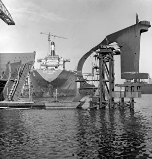 The supertanker Esso Hibernia being fitted out after her launch on the River Tyne at Swan The supertanker Esso Hibernia being fitted out after her launch on the River Tyne at Swan