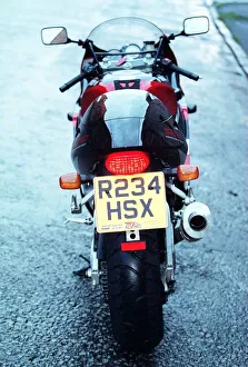 Suzuki GSX R750 motorbike motorcycle December 1997 road record motor supplements R234 Suzuki GSX R750 motorbike motorcycle December 1997 road record motor supplements R234