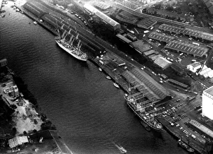Tall Ships Race 1986 Ariel picture two ships Tall Ships Race 1986 Ariel picture two ships