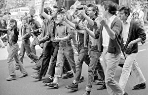 Images Dated 30th July 1977: Teddy Boys in the Kings Road who clashed with a group of Punk Rockers