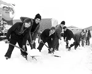 Teessider's use shovels to dig themselves out of the snow. Middlesbrough Teessider's use shovels to dig themselves out of the snow. Middlesbrough