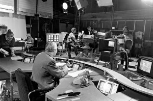 Images Dated 6th March 1981: Television: ITN News: The ITN News Studio preparing for the lunch time bulletin