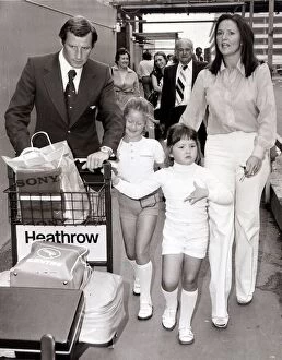 Images Dated 28th July 1977: Terry Neil July 1977 Arsenal FC manager and other members of the club at Heathrow