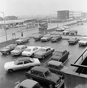 Images Dated 1st January 1971: Thornaby car parking problem. 1971