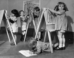 Toddlers at Hampstead day nursery paint pictures in their very own art studio 26th Toddlers at Hampstead day nursery paint pictures in their very own art studio 26th