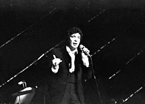 Images Dated 25th March 1971: Tom Jones performing at the Odeon Cinema, Newcastle on 25th March 1971