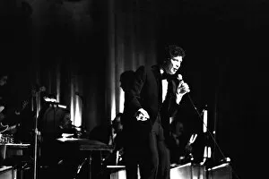 Images Dated 25th March 1971: Tom Jones performing at the Odeon Cinema, Newcastle on 25th March 1971