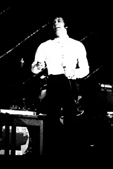 Images Dated 25th March 1971: Tom Jones performing at the Odeon Cinema, Newcastle on 25th March 1971