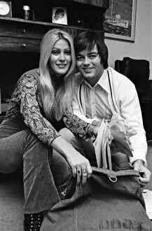 Images Dated 15th October 1970: Tony Blackburn with his girlfriend Lynn Partington photographed in his Regents Park flat