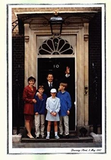 Images Dated 18th December 1997: Tony Blair Christmas card December 1997 - Tony Blair and family outside Ten Downing