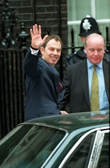 Tony Blair MP Prime Minister outside 10 Downing Street on Budget Day. March 1998 Tony Blair MP Prime Minister outside 10 Downing Street on Budget Day. March 1998