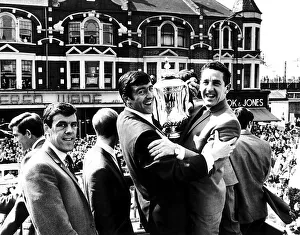 Tottenham Hotspur players L-R: Mike England, Frank Saul Tottenham Hotspur players L-R: Mike England, Frank Saul