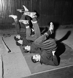 Tottenham Hotspur team training in preparation for their FA Cup semi final match against Tottenham Hotspur team training in preparation for their FA Cup semi final match against