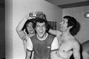 Images Dated 3rd May 1971: Tottenham Hotspur v Arsenal 1971, Ray Kennedy centre Frank McLintock right