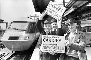 Images Dated 17th March 1982: Train drivers Bic Bryant and Norman Boyd (right), with station manager Neil Clarke at