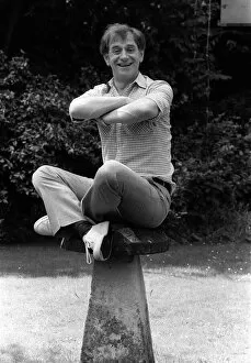 Images Dated 6th August 1987: Tv Presenter Johnny Ball 1987 A©mirrorpix