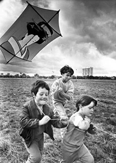 Images Dated 1st August 1987: Tyneside youngsters were flying their kites when the Children
