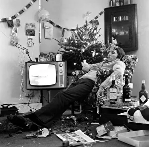 Images Dated 20th December 1970: A typical family scene around the television on Christmas day