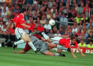 Images Dated 26th May 1999: UEFA Champions League Final at the Nou Camp, Barcelona. Manchester United 2 v