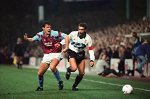 Images Dated 24th October 1990: UEFA Cup 2nd round 1st leg match, Aston Villa 2 - 0 Inter Milan held at Villa Park