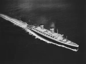 00093 Gallery: The United States Ocean Liner entering service at speed between Capla Hague